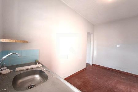 Cozinha de casa para alugar com 1 quarto, 40m² em Jardim dos Oliveiras, Campinas