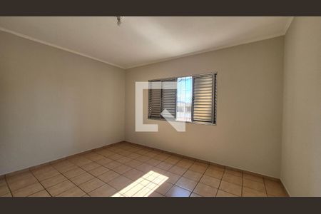 Quarto de casa para alugar com 3 quartos, 217m² em Parque Oratório, Santo André
