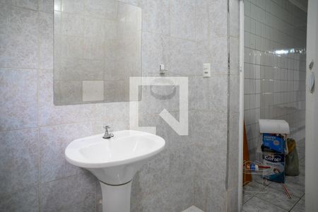 Banheiro de casa para alugar com 1 quarto, 35m² em Parque Bristol, São Paulo