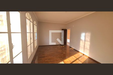 Sala de casa para alugar com 3 quartos, 175m² em Jardim Macedo, Ribeirão Preto
