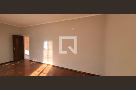 Sala de casa para alugar com 3 quartos, 175m² em Jardim Macedo, Ribeirão Preto