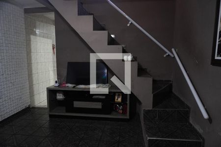 Casa para alugar com 3 quartos, 125m² em Jardim Fanganiello, São Paulo