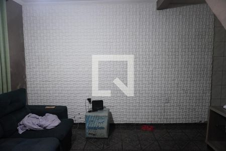 Casa para alugar com 3 quartos, 125m² em Jardim Fanganiello, São Paulo