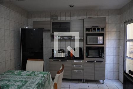 Casa para alugar com 3 quartos, 125m² em Jardim Fanganiello, São Paulo