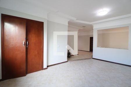 Sala de casa para alugar com 4 quartos, 200m² em Jardim Karaíba, Uberlândia
