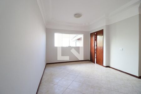Sala de casa para alugar com 4 quartos, 200m² em Jardim Karaíba, Uberlândia