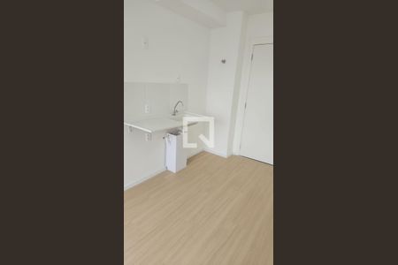 Sala/cozinha de apartamento para alugar com 1 quarto, 24m² em Vila Dom Pedro I, São Paulo