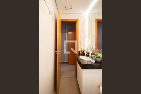 Banheiro da Suíte de apartamento para alugar com 3 quartos, 137m² em Ouro Preto, Belo Horizonte