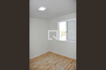 Detalhe - Quarto 01 de apartamento para alugar com 2 quartos, 45m² em Parque Nações Unidas, São Paulo