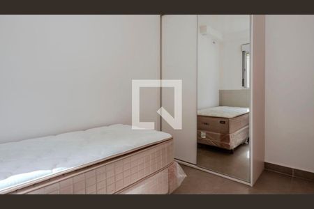 Quarto de apartamento para alugar com 2 quartos, 78m² em Buritis, Belo Horizonte
