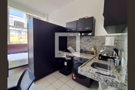Cozinha de kitnet/studio à venda com 1 quarto, 30m² em Lourdes, Belo Horizonte