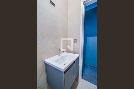 Lavabo de casa para alugar com 3 quartos, 150m² em Vila Camilópolis, Santo André