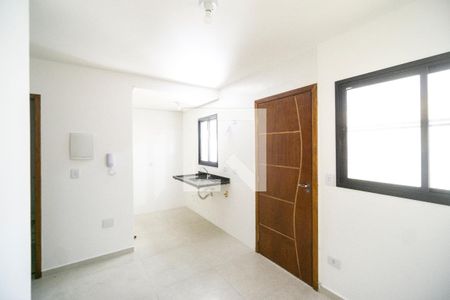 Sala e cozinha de apartamento à venda com 2 quartos, 38m² em Cidade Mãe do Céu, São Paulo