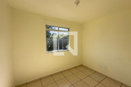 Quarto 1 de apartamento para alugar com 2 quartos, 52m² em Santa Cândida, Curitiba
