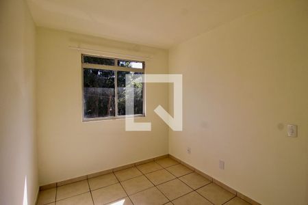 Quarto 2 de apartamento para alugar com 2 quartos, 52m² em Santa Cândida, Curitiba