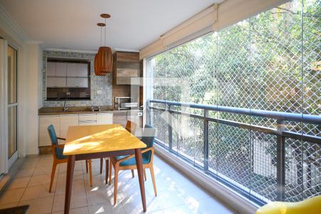 Varanda de apartamento para alugar com 3 quartos, 133m² em Bosque da Saúde, São Paulo