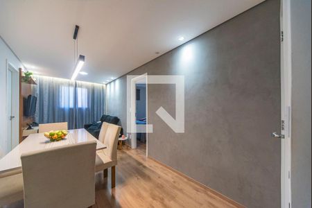 Sala de apartamento à venda com 3 quartos, 58m² em Jardim Cristiane, Santo André