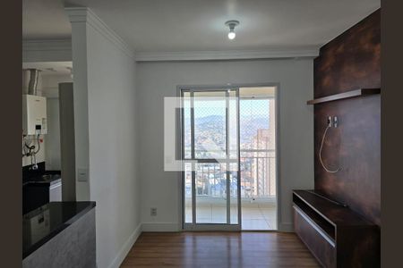 Sala  de apartamento para alugar com 2 quartos, 57m² em Jardim Flor da Montanha, Guarulhos