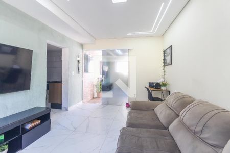 Sala de casa à venda com 3 quartos, 65m² em Vila Abc, São Paulo