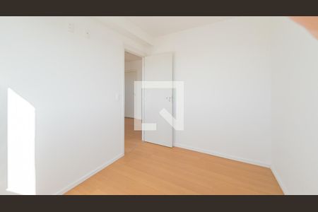 Quarto 2 de apartamento para alugar com 2 quartos, 29m² em Jardim Danfer, São Paulo