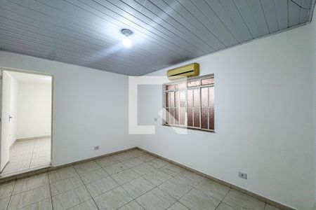 Quarto 1 de casa para alugar com 2 quartos, 100m² em Vila Bertioga, São Paulo