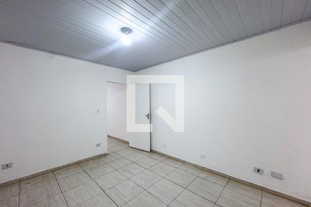 Quarto 1 de casa para alugar com 2 quartos, 100m² em Vila Bertioga, São Paulo