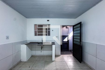 Cozinha de casa para alugar com 2 quartos, 100m² em Vila Bertioga, São Paulo