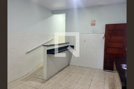 Casa para alugar com 2 quartos, 100m² em Parque dos Bancarios, São Paulo