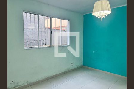 Casa para alugar com 2 quartos, 100m² em Parque dos Bancarios, São Paulo