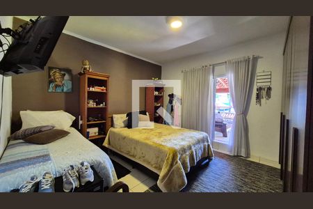 Quarto de casa à venda com 4 quartos, 300m² em Vila Cecilia Maria, Santo André