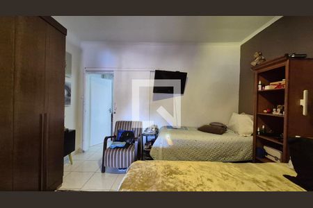 Quarto de casa à venda com 4 quartos, 300m² em Vila Cecilia Maria, Santo André