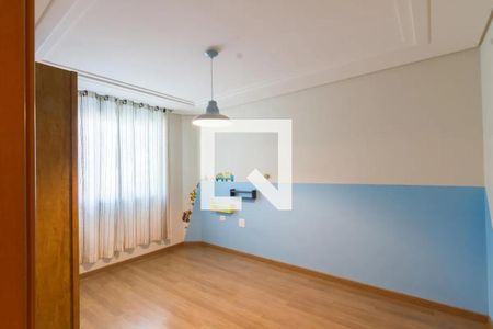 Quarto de casa de condomínio à venda com 4 quartos, 164m² em Jardim das Américas, Curitiba