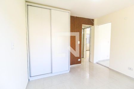 Quarto 1 de apartamento para alugar com 2 quartos, 44m² em Conjunto Habitacional Fazenda do Carmo, São Paulo
