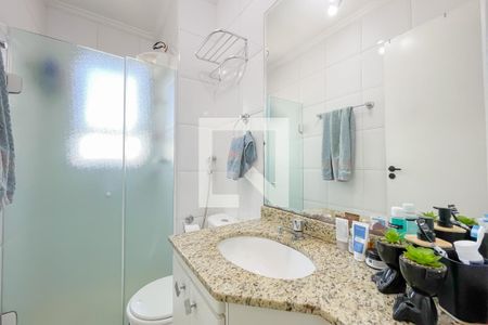 Banheiro da Suíte de casa de condomínio à venda com 2 quartos, 64m² em Centro, Osasco