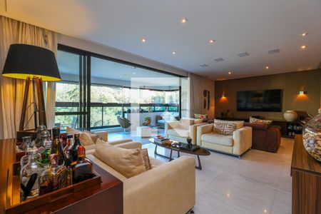Sala de apartamento à venda com 4 quartos, 225m² em Jardim Santo Antonio, São Paulo