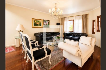 Sala 3 de casa para alugar com 4 quartos, 340m² em Centro, Gravataí