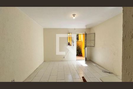 Sala / Quarto  de kitnet/studio para alugar com 1 quarto, 22m² em Santana, Porto Alegre