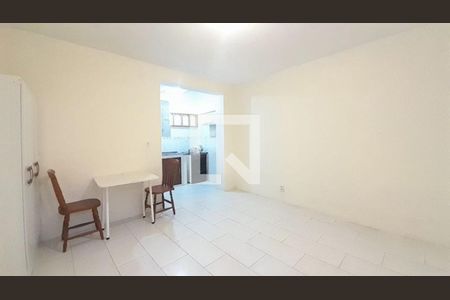 Sala / Quarto  de kitnet/studio para alugar com 1 quarto, 22m² em Santana, Porto Alegre