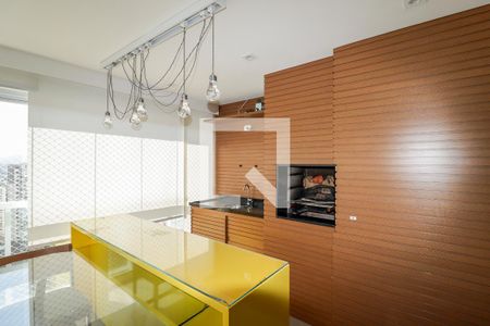 Sala/Cozinha/Área de Serviço de apartamento para alugar com 2 quartos, 95m² em Santa Teresinha, São Paulo