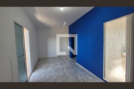 Suite de casa para alugar com 3 quartos, 135m² em Jardim Ipê, Itaquaquecetuba