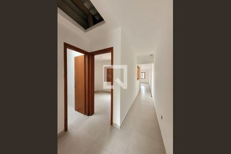 Corredor de casa para alugar com 2 quartos, 90m² em Aberta dos Morros, Porto Alegre