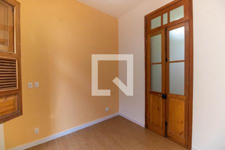 QUarto 1 de casa para alugar com 4 quartos, 310m² em São Domingos, Niterói