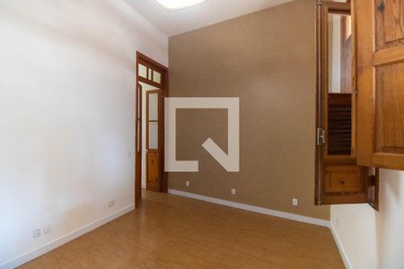 Sala de casa para alugar com 4 quartos, 310m² em São Domingos, Niterói