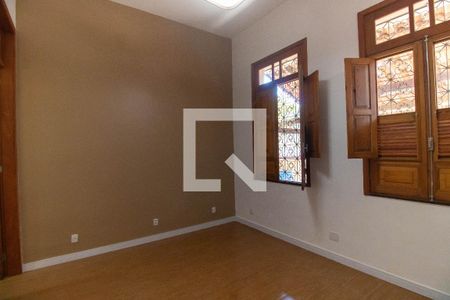 Sala de casa para alugar com 4 quartos, 310m² em São Domingos, Niterói