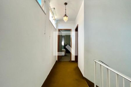 Corredor de casa à venda com 3 quartos, 300m² em Vila da Saúde, São Paulo