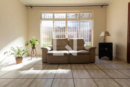 Sala de casa à venda com 3 quartos, 220m² em Parque São Jorge, São Paulo