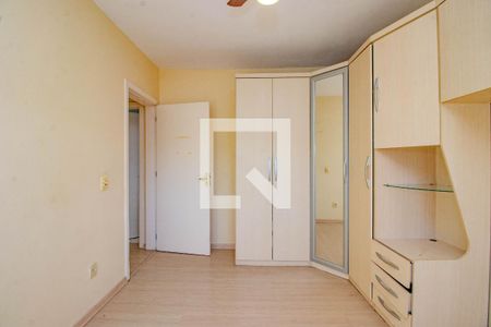 Quarto 2 de apartamento para alugar com 2 quartos, 65m² em Petrópolis, Porto Alegre