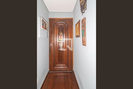 Entrada de apartamento à venda com 2 quartos, 90m² em Jardim Paulista, São Paulo