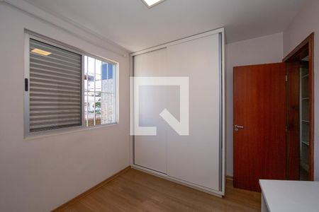 QUARTO1 de apartamento para alugar com 3 quartos, 92m² em Alto Barroca, Belo Horizonte