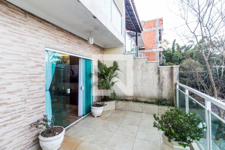 Varanda de casa de condomínio à venda com 3 quartos, 220m² em Parque Esmeralda, Barueri